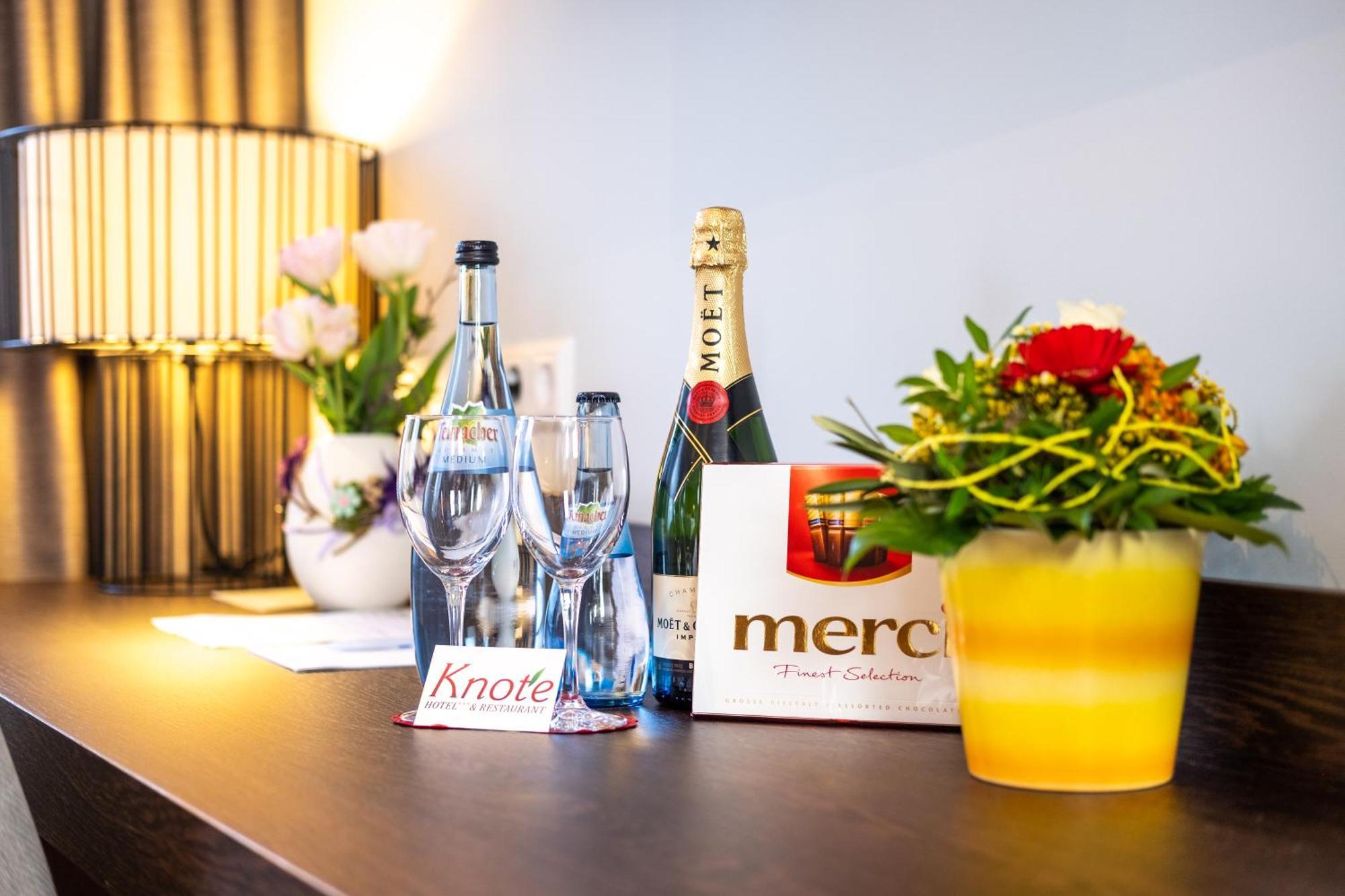 Hotel & Restaurant Knote Sindelfingen Eksteriør bilde